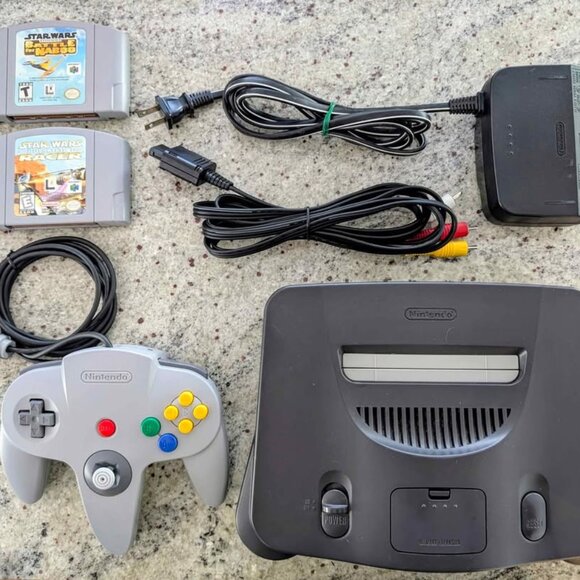 Nintendo 64 [N64] Bundle Console, Controller, Games
